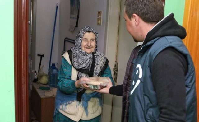 pomozi.ba-podjela-obroka