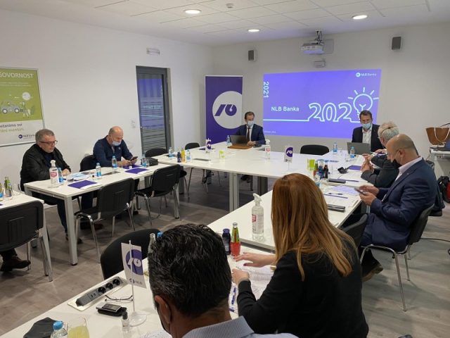 NLB Banka Sarajevo - sjednica Skupstine Kantonalne privredne komore Tuzla 1