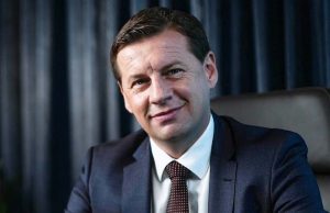 Siniša Adžić, predsjednik Uprave Nove banke: Odlazak u banke uskoro će postati istorija