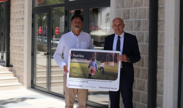 Donacija_UniCredit_CORIE