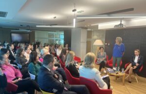 UniCredit Bank Banja Luka organizovala edukativno predavanje s ciljem podizanja svijesti o značaju rane prevencije u borbi protiv karcinoma dojke