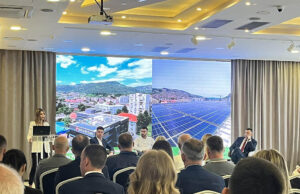 UniCredit Bank organizovala seriju ESG radionica „Solarna revolucija – izgradnja i finansiranje fotonaponskih elektrana“